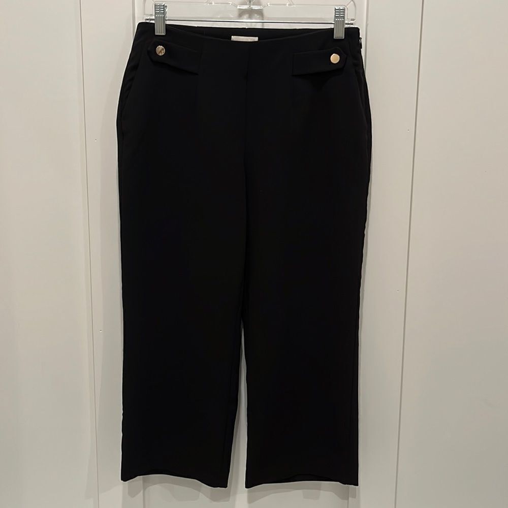 FREE w/2 item Bundle Purchase
Chico’ black crop pants